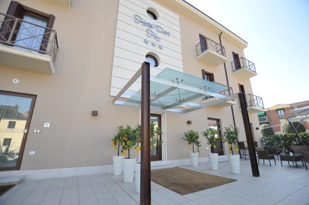 Hotel Dori Peschiera del Garda Eksteriør bilde