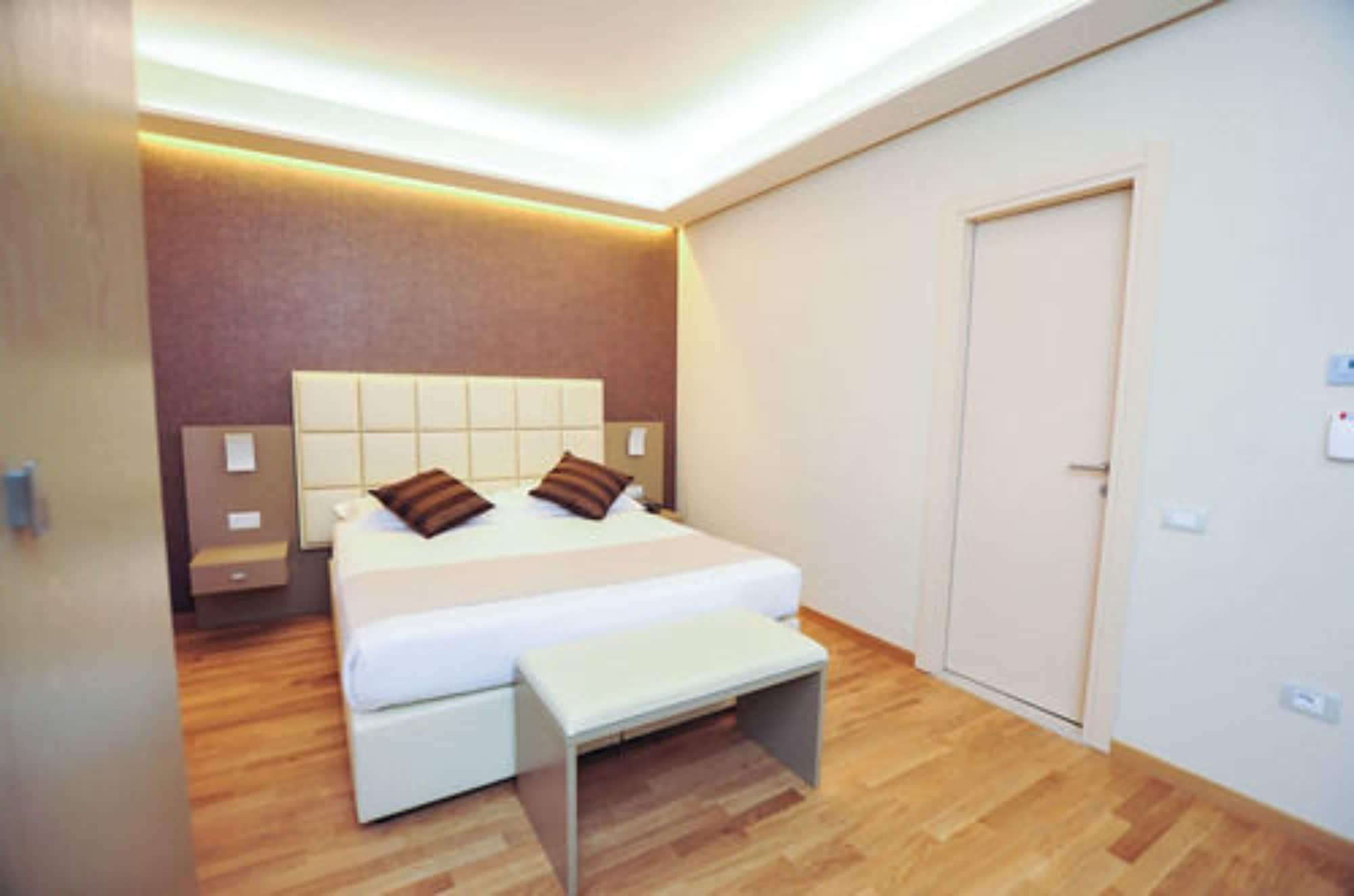 Hotel Dori Peschiera del Garda Eksteriør bilde