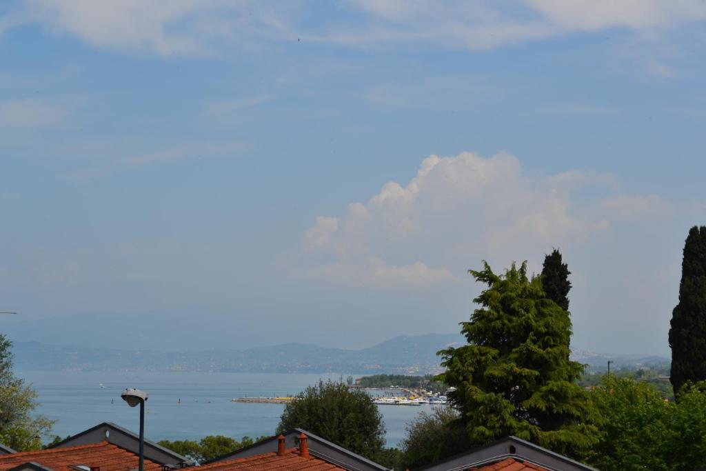 Hotel Dori Peschiera del Garda Eksteriør bilde