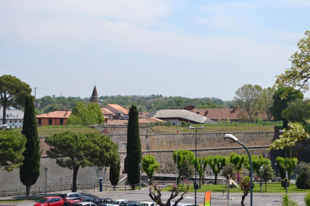 Hotel Dori Peschiera del Garda Eksteriør bilde